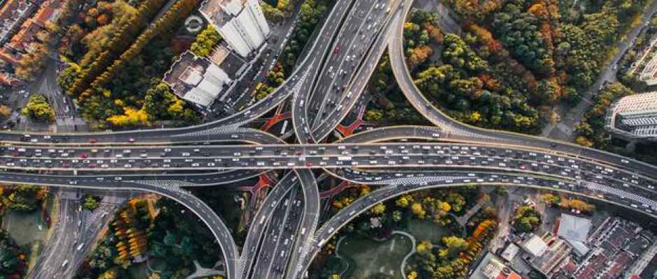 Saiba Como O Transporte De Veículos Oferece Mais Segurança Na Estrada